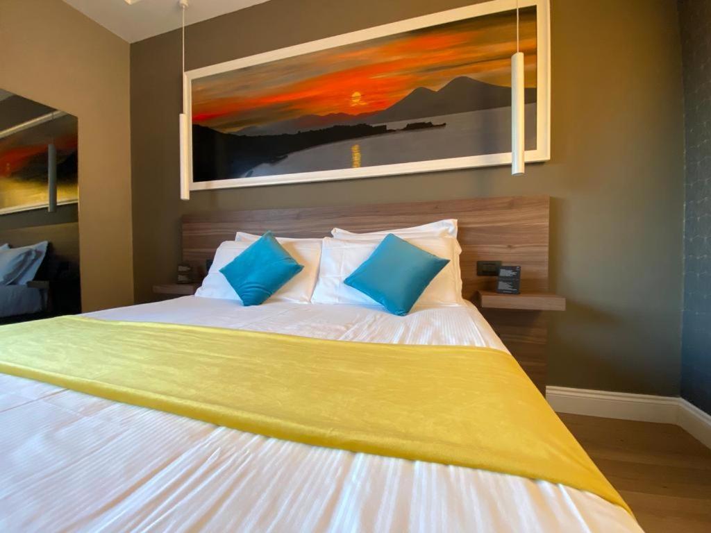 7Th Floor Suite Naples Luaran gambar