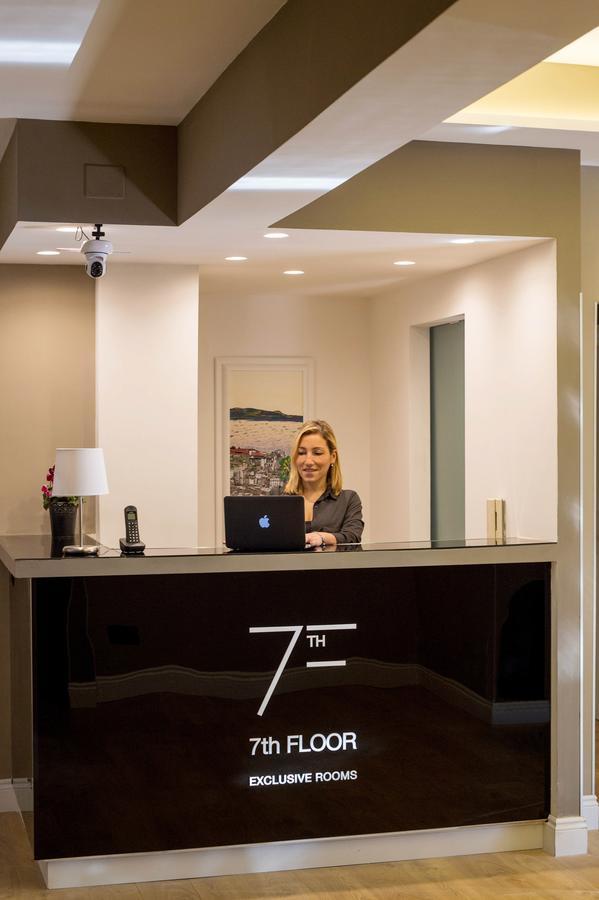 7Th Floor Suite Naples Luaran gambar