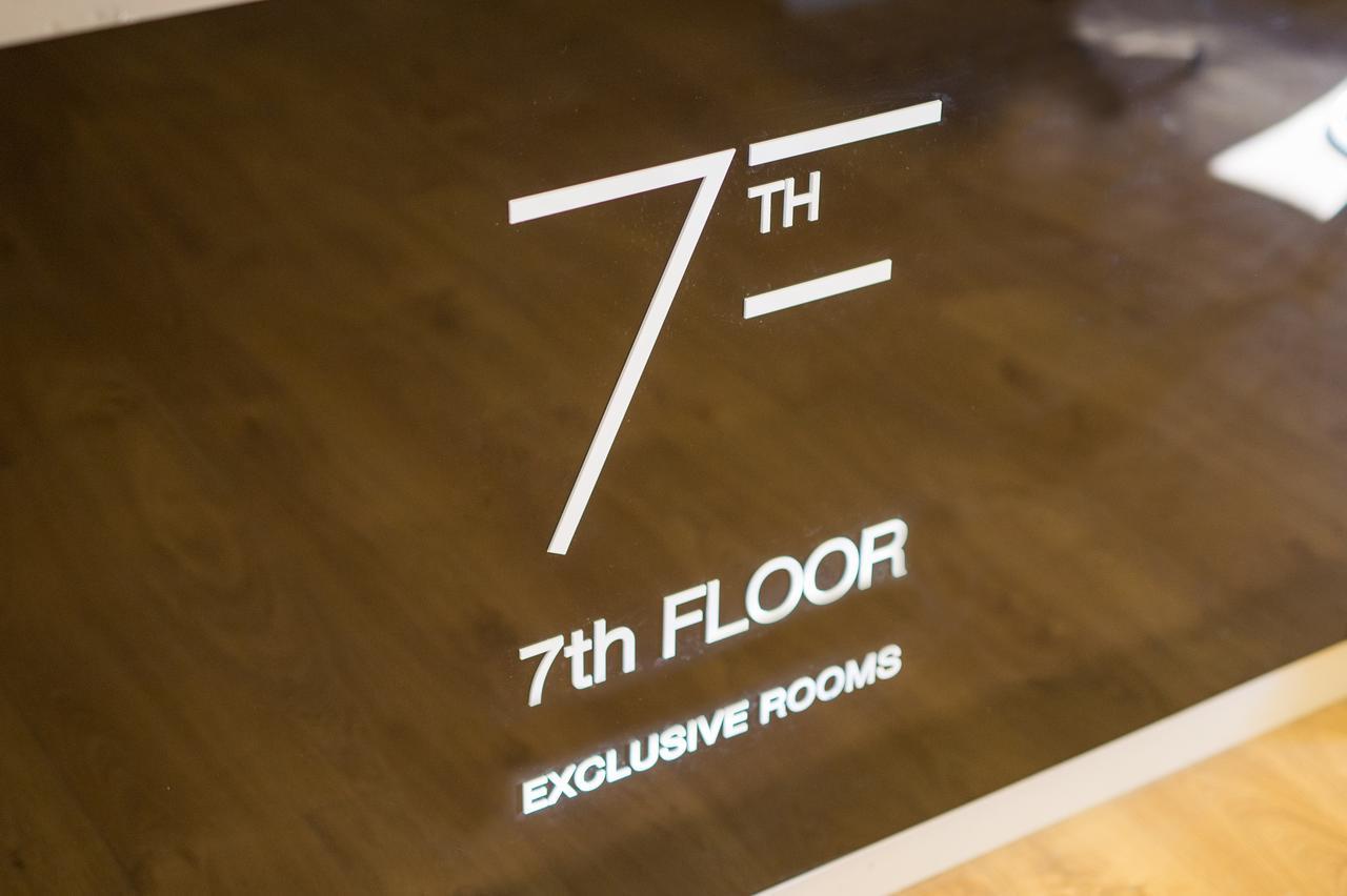 7Th Floor Suite Naples Luaran gambar