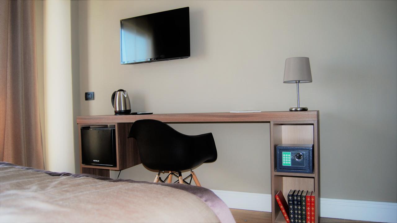 7Th Floor Suite Naples Luaran gambar